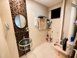 Blk 340 Jurong East Avenue 1 (Jurong East), HDB Executive #584535501